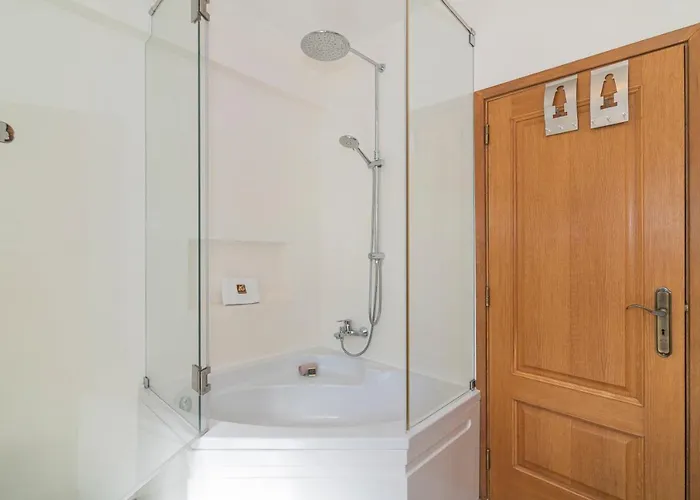 - Vinte Villa Vilamoura